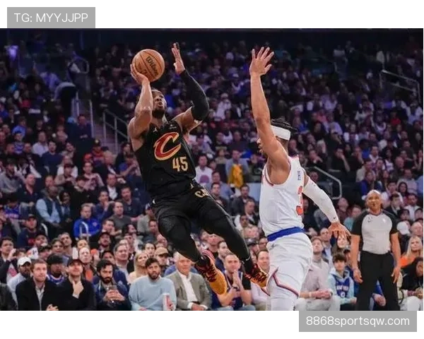 欧文挡拆制造错位提升效率 打破关键时刻得分瓶颈