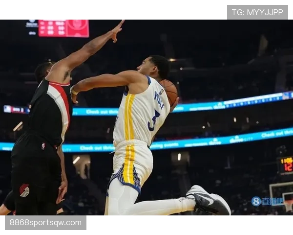 乔丹·普尔利用挡拆造错位提升投篮效率超越库明加