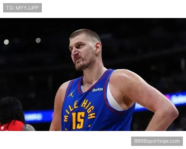 奥拉朱旺背身单打高效，得分主导不同于约基奇